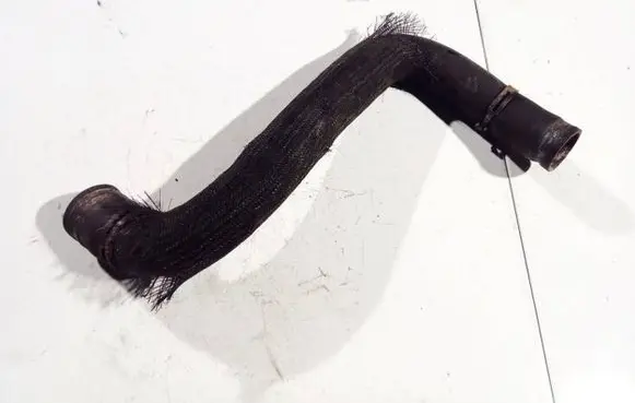 Chrysler 300 - 300C Engine coolant pipe/hose