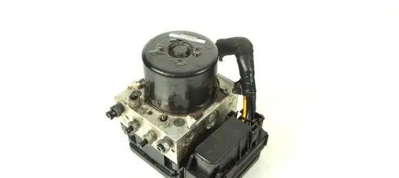 Ford Focus ABS Pump BV612C405AK 10021209194