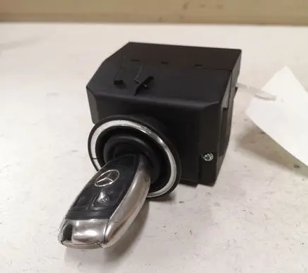 Mercedes-Benz E W211 Ignition lock 2115452308 33002213