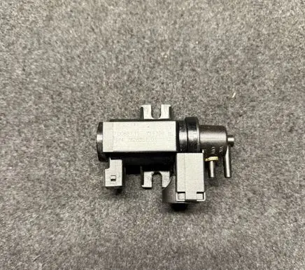BMW 5 F10 F11 Turbo solenoid valve 7626351