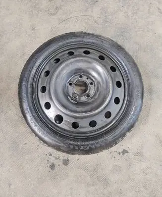 Dodge Charger R18 spare wheel 04895689AA