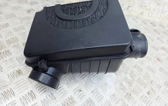 Mini Cooper Countryman R60 Air filter box 7812949 13717812949