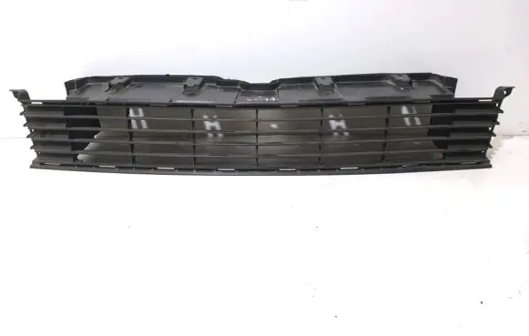 Toyota Prius+ (ZVW40) Front grill 5311247050