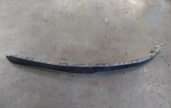 Opel Astra H Front bumper lip 13121998 375768702