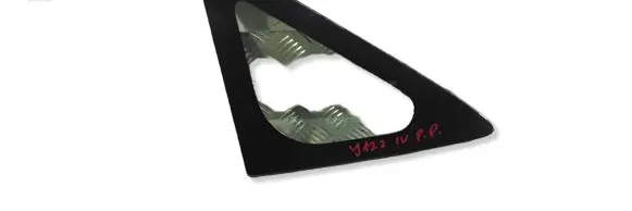 Honda Jazz Front door vent window glass four-door 