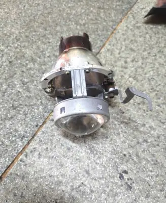 BMW 5 E39 Headlight part 9DR15133321