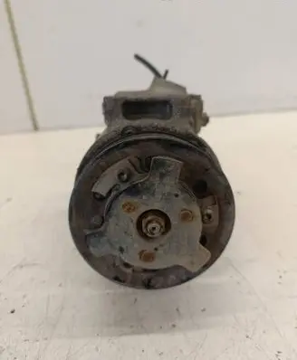 Volkswagen PASSAT B6 Air conditioning (A/C) compressor (pump) 1K0820803S