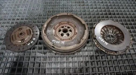 Audi A3 S3 8V Clutch set kit 05E105266B 04E141016J