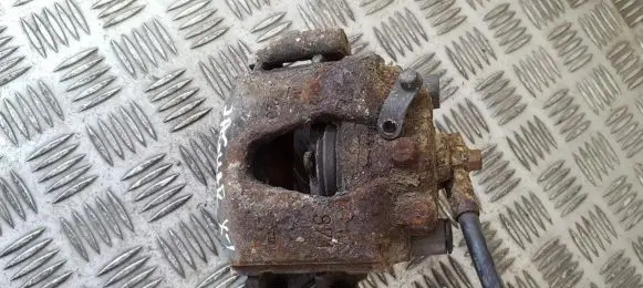 Jaguar XJ X308 Rear brake caliper