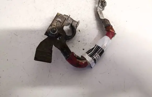 Renault Megane III Positive cable (battery)