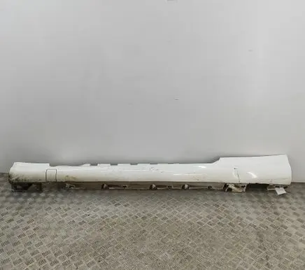 Mercedes-Benz E C207 W207 Sill A2076981354