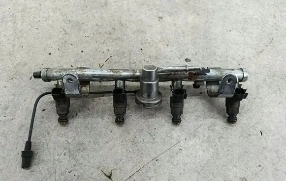 Mini One - Cooper R50 - 53 Fuel main line pipe