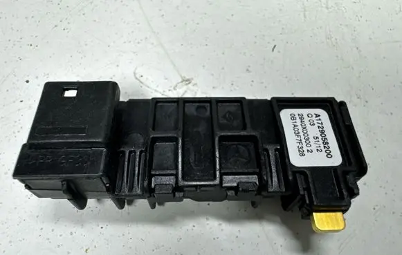 Mercedes-Benz GL X166 Rain sensor A1729058200