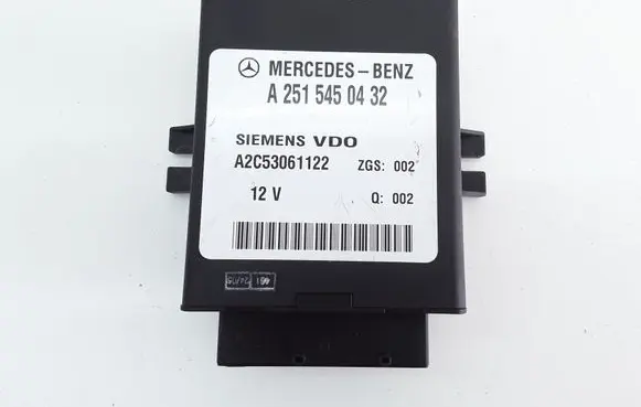 Mercedes-Benz E W211 Air suspension control unit module (rear) A2515450432 A2C53061122