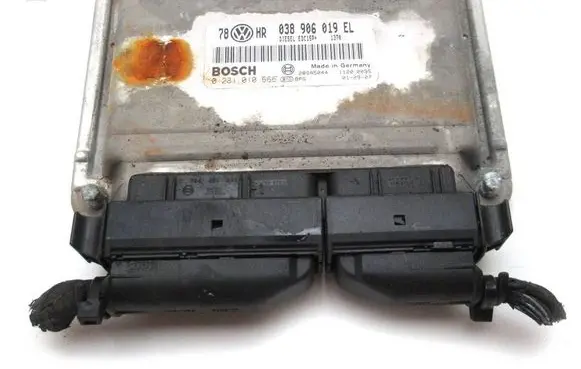 Volkswagen PASSAT B5.5 Engine control unit/module ECU 038906019EL