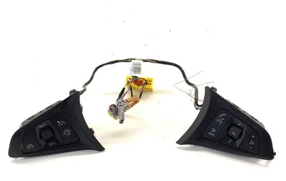 Opel Astra K Steering wheel buttons/switches 13470319