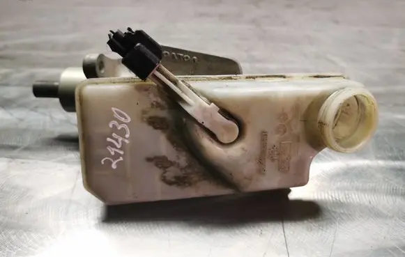 Volvo V50 Master brake cylinder 0335088551