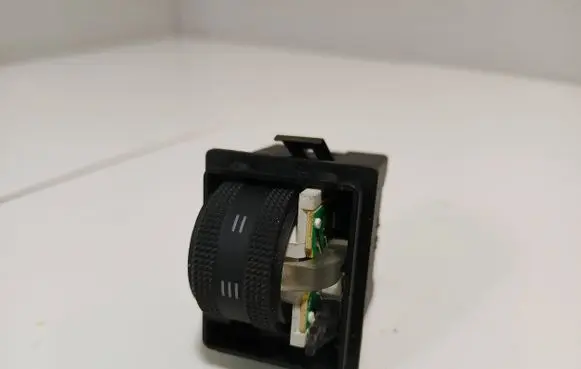 Audi A6 S6 C6 4F Headlight level height control switch 4F0941301A
