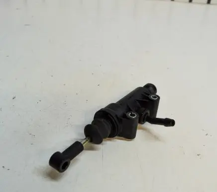 Mercedes-Benz C W204 Clutch slave cylinder A2042900112