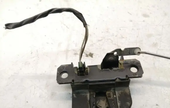 Volkswagen Transporter - Caravelle T5 Rear door lock 7H0827505F