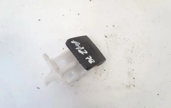 Toyota Avensis T220 Engine bonnet (hood) release handle