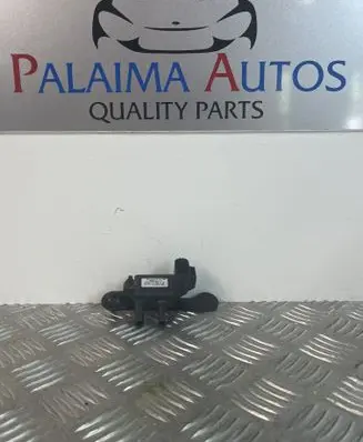 Ford C-MAX II Exhaust gas pressure sensor AV615L200AB