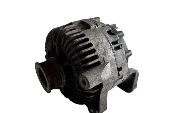 BMW 5 E60 E61 Generator/alternator P0281683 151126 TG17C010