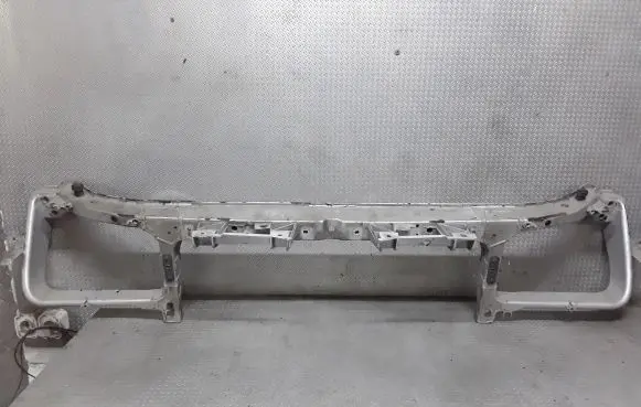 Chrysler 300 - 300C Radiator support slam panel