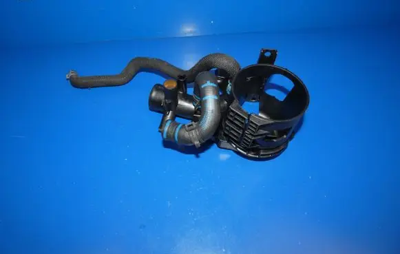 Mercedes-Benz C W205 Fuel filter bracket/mount holder A6512001556