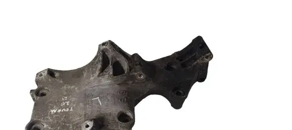 Volkswagen Cross Touran I Engine mounting bracket 03G903143A