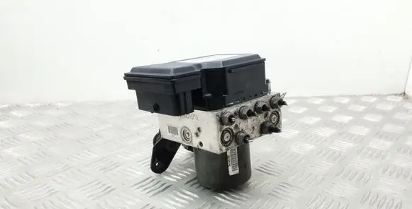 Volkswagen PASSAT B7 ABS Pump 3AA614109M