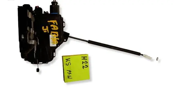 Skoda Fabia Mk2 (5J) Front door lock 256841532