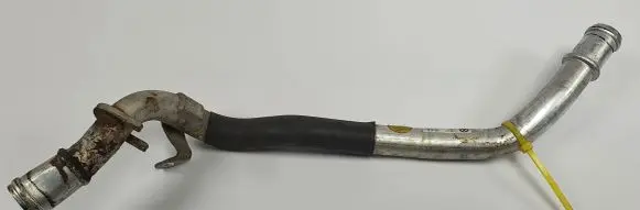 Porsche Cayenne (92A) Engine coolant pipe/hose 7P0819857C
