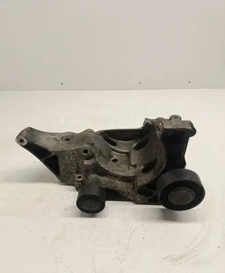 BMW 3 E90 E91 Generator/alternator bracket 7802639
