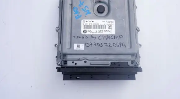 BMW 5 F10 F11 Engine control unit/module 8510643