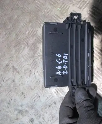 Audi A6 S6 C6 4F Other control units/modules 4F0907280A F005S00102 4F0910280