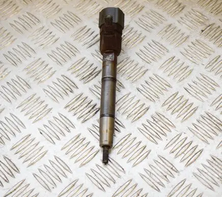 KIA Ceed Fuel injector 0445110320 338002A900
