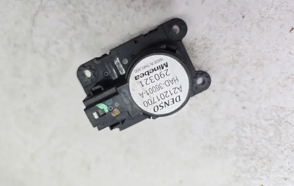 Dacia Sandero III Air flap motor/actuator A21201700