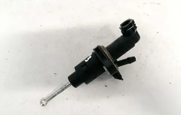 Audi TT Mk1 Clutch master cylinder 1j2721388c