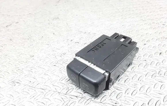 Mitsubishi Grandis Fog light switch 