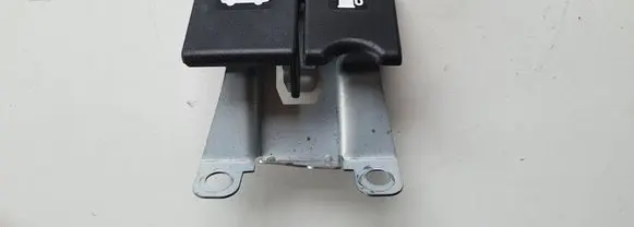 Nissan X-Trail T32 Tailgate opening switch 