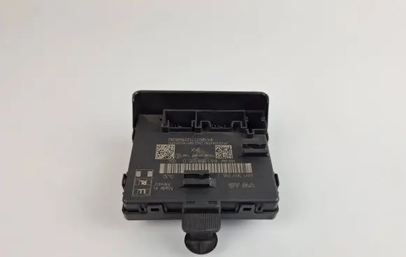 Audi Q5 SQ5 FY Door control unit/module 8W1959595D 8W1959595J