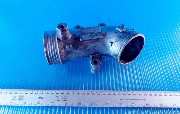 Volvo V70 Intercooler hose/pipe 08631538