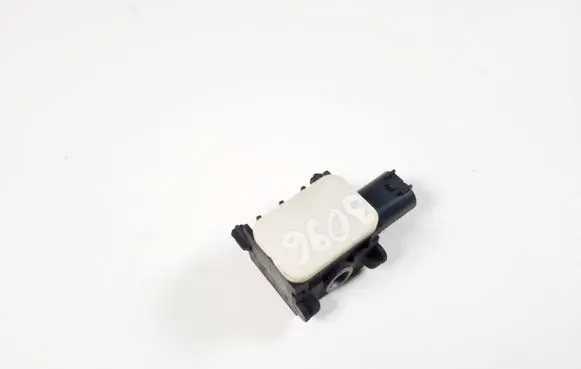 Mercedes-Benz S W221 Airbag deployment crash/impact sensor A0038202926