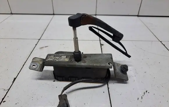 Volvo V70 Headlight wiper motor 8620960 0390206218