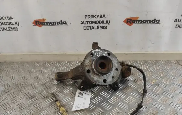 Opel Vivaro Front wheel hub spindle knuckle