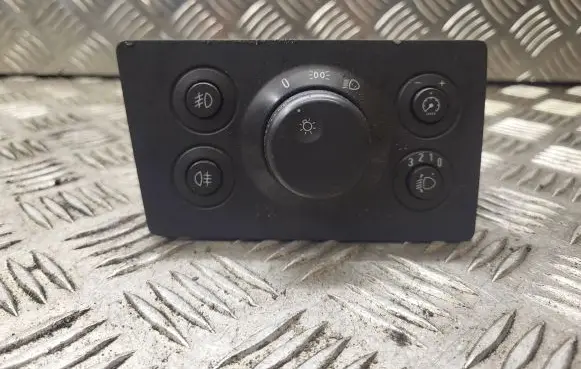 Opel Zafira B Light switch LK04060110