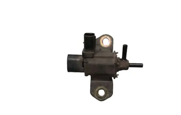 Mazda 626 Vacuum valve 