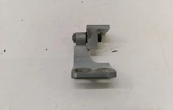 Jeep Cherokee Front door lower hinge 