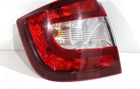 Skoda Rapid (NH) Rear/tail lights 5JH945207